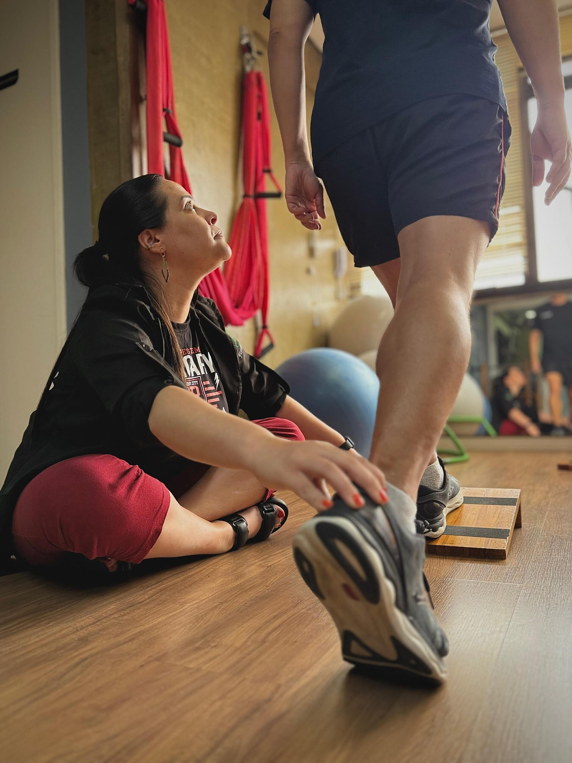 Instituto de Fisioterapia Hellen Caroline pilates, fisioterapia, RPG, palmilhas, massagem, drenagem linfática, liberação miofascial, acupuntura, ventosaterapia, disfução ATM no Brooklin zona sul de São Paulo